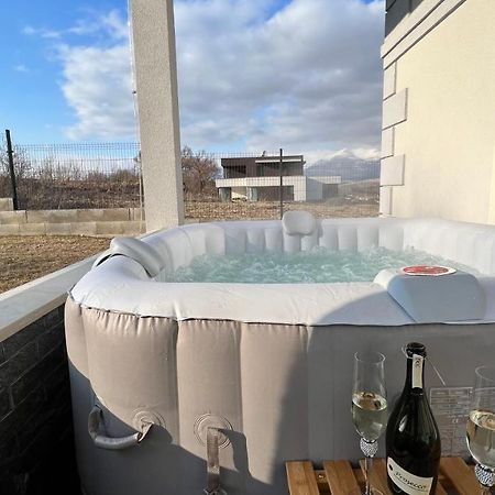 Apartmánový dom s vírivkou, Pod Sečnom, Liptovský Ján Vila Liptovský Mikuláš Exterior foto